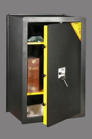 Black 4 faliszéf Black 4 faliszéf