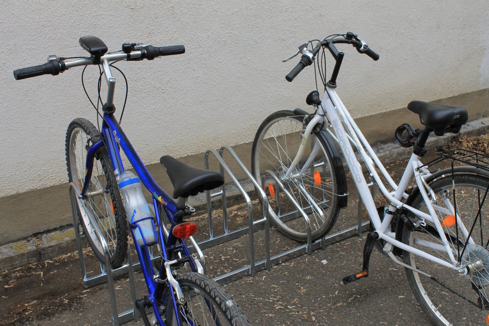 Kerékpártároló - Tisza Kerékpártároló - Tisza