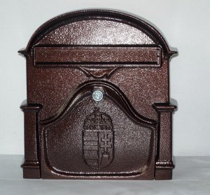 Postaláda V-330 címerrel Postaláda V-330 címerrel